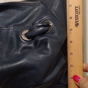 B Makowsky ladies used leather handbag